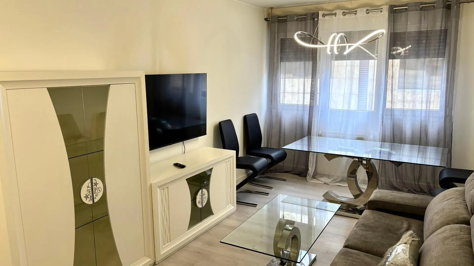 קורדובה Free Parking & Central & Near Train Station דירה